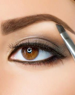 Teinture des sourcils
